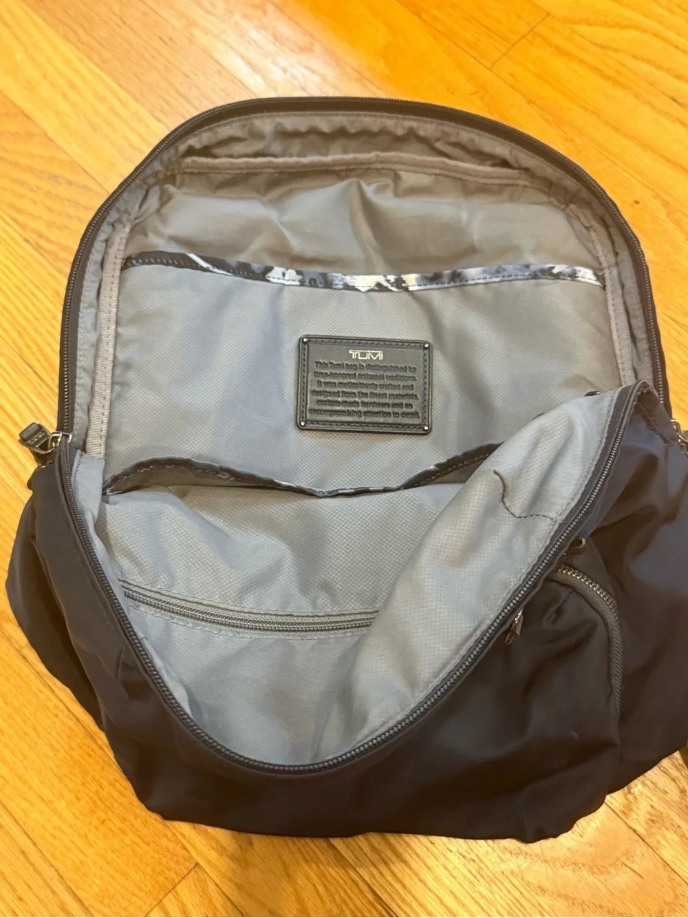 Tumi Black Nylon women’s  Backpack - Everyday Travel Pack
